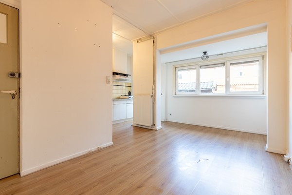 Medium property photo - Koningin Julianalaan 25, 1421 AH Uithoorn